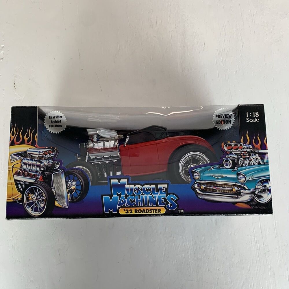 Muscle Machines '32 Roadster 1:18 Scale Diecast Car Metal Mint